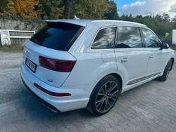 Weiß Gebraucht 2016 Audi Q7 Ambiente SUV | 31.000 € (Fairer Preis)