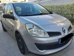 Silber Gebraucht 2009 Renault Clio II Expression Kleinwagen | 1.400 € (Superpreis)
