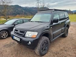 Schwarz Gebraucht 2004 Mitsubishi Pajero Edition SUV | 4.500 € (Superpreis)