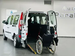 Weiß Gebraucht 2014 Renault Kangoo Van / Kleinbus | 16.950 €