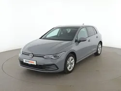 Grau Gebraucht 2020 VW Golf VIII Life Limousine | 23.510 € (Fairer Preis)