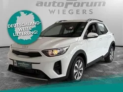 Weiß ((ud) clear white s) Neu 2024 Kia Stonic Vision SUV | 23.170 € (Fairer Preis)