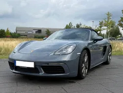 Blau Gebraucht 2016 Porsche Boxster Cabrio | 49.500 €