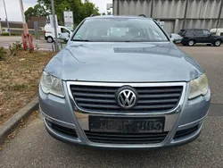 Grau Gebraucht 2010 VW Passat Comfortline Kombi | 2.200 € (Superpreis)