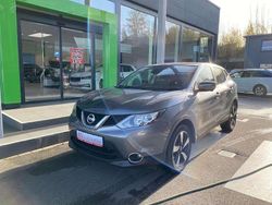 Grey (metallic) Gebraucht 2015 Nissan Qashqai 360º SUV | 13.880 € (Fairer Preis)