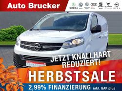 Weiss Gebraucht 2020 Opel Vivaro Selection Van | 17.770 € (Guter Preis)