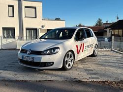 Weiß Gebraucht 2009 VW Golf VI Limousine | 6.500 €