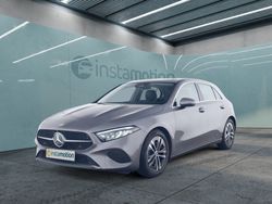 Grau Gebraucht 2024 Mercedes A200 Advanced Limousine | 29.620 € (Fairer Preis)