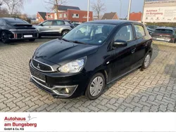Schwarz Gebraucht 2018 Mitsubishi Space Star Edition Limousine | 7.950 € (Fairer Preis)