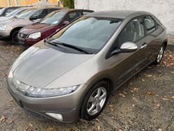 Galaxy gray m. Gebraucht 2006 Honda Civic Sport Limousine | 2.999 € (Teuer)