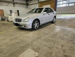 Silber Gebraucht 2002 Mercedes C200 Classic Limousine | 4.250 € (Teuer)