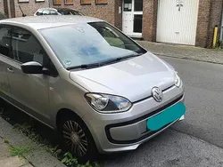 Silber Gebraucht 2014 VW up! Kleinwagen | 6.000 € (Teuer)