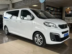 Lackierung schwarz perla nera/typ aussenverkleidung lackiert Gebraucht 2021 Peugeot Traveller Business-Line Van / Kleinbus | 31.980 € (Fairer Preis)