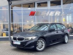 Schwarz Gebraucht 2024 BMW 320 Kombi | 34.490 € (Fairer Preis)