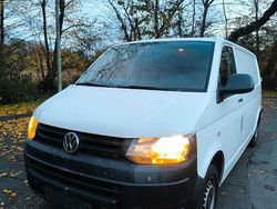 Weiß Gebraucht 2013 VW T5 Van | 6.000 € (Guter Preis)