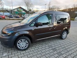 Braun Gebraucht 2018 VW Caddy Trendline Van / Kleinbus | 14.000 € (Guter Preis)
