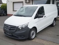 Weiß Gebraucht 2020 Mercedes Vito Van / Kleinbus | 16.490 € (Guter Preis)