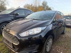 Schwarz Gebraucht 2015 Ford Fiesta Kleinwagen | 3.499 € (Superpreis)