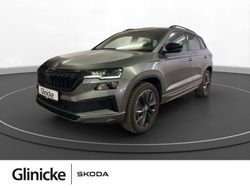 Graphitegrau metallic Gebraucht 2023 Skoda Karoq SportLine SUV | 37.880 € (Etwas zu teuer)