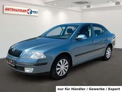 Grau Gebraucht 2008 Skoda Octavia Team Edition Limousine | 3.299 € (Fairer Preis)