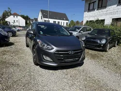Micron grey / met Gebraucht 2016 Hyundai i30 Classic Kombi | 7.599 € (Guter Preis)