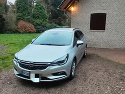 Silber Gebraucht 2019 Opel Astra Edition Kombi | 10.900 € (Fairer Preis)