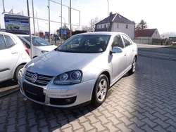 Grau Gebraucht 2008 VW Jetta Comfortline Limousine | 6.499 € (Etwas zu teuer)