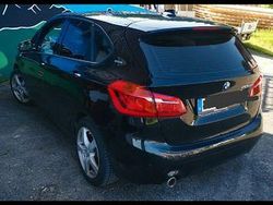 Schwarz Gebraucht 2018 BMW 225 Active Tourer iPerformance Van / Kleinbus | 12.100 € (Fairer Preis)