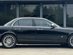Jaguar XJ8