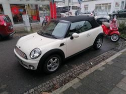 Weiß Gebraucht 2010 Mini Cooper Cabriolet Cabrio | 5.650 € (Guter Preis)