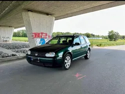Grün Gebraucht 2003 VW Golf IV Kombi | 1.800 € (Guter Preis)