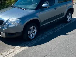 Silber Gebraucht 2011 Skoda Yeti SUV | 5.999 € (Fairer Preis)