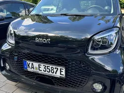 Schwarz Gebraucht 2021 Smart ForTwo Electric Drive Cabrio | 11.900 € (Fairer Preis)