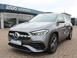 Mountaingrau met. Gebraucht 2020 Mercedes GLA220 AMG line SUV | 33.500 € (Fairer Preis)
