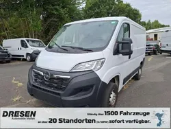 Weiss Gebraucht 2023 Opel Movano Van | 24.500 € (Guter Preis)