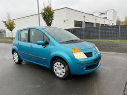 Blau Gebraucht 2005 Renault Modus Dynamique Van / Kleinbus | 2.990 € (Teuer)