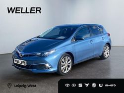 Blau Gebraucht 2015 Toyota Auris Executive Limousine | 12.390 € (Fairer Preis)