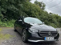 Schwarz Gebraucht 2023 Mercedes E220 Kombi | 41.100 € (Teuer)