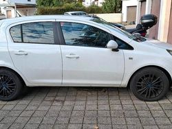 Weiß Gebraucht 2014 Opel Corsa Kleinwagen | 5.000 € (Fairer Preis)