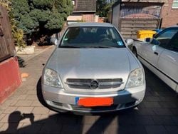Gebraucht 2002 Opel Vectra Limousine | 2.000 €