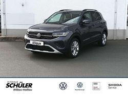 Grau (rauchgrau metallic) Gebraucht 2024 VW T-Cross Life SUV | 22.875 € (Fairer Preis)
