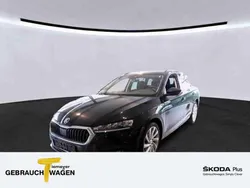 Schwarz Gebraucht 2022 Skoda Octavia Ambition Kombi | 21.880 € (Guter Preis)