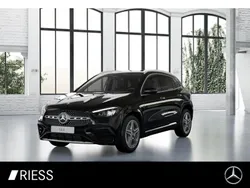 Metalliclack kosmosschwarz Gebraucht 2024 Mercedes GLA200 Premium SUV | 39.900 € (Guter Preis)