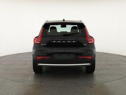 Onyx black metallic Neu 2025 Volvo XC40 Core SUV | 37.475 € (Guter Preis)