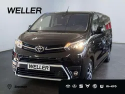 Graphitschwarz metallic Gebraucht 2023 Toyota Proace Verso Comfort Kombi | 34.980 € (Fairer Preis)