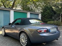 Grau Gebraucht 2006 Mazda MX5 Cabrio | 7.600 €