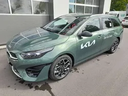 Experience green Neu 2024 Kia Ceed Sportswagon 2 Kombi | 29.490 € (Fairer Preis)