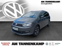 Grau Gebraucht 2019 VW Sharan IQ Drive Van / Kleinbus | 27.980 € (Fairer Preis)