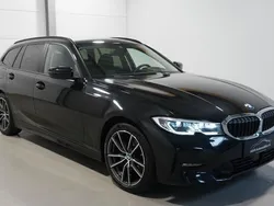Schwarz Gebraucht 2022 BMW 320 Advantage Kombi | 28.400 € (Fairer Preis)