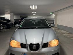 Grau Gebraucht 2007 Seat Ibiza Kleinwagen | 1.200 € (Fairer Preis)